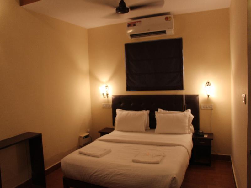 Ticlo Resorts Calangute Esterno foto